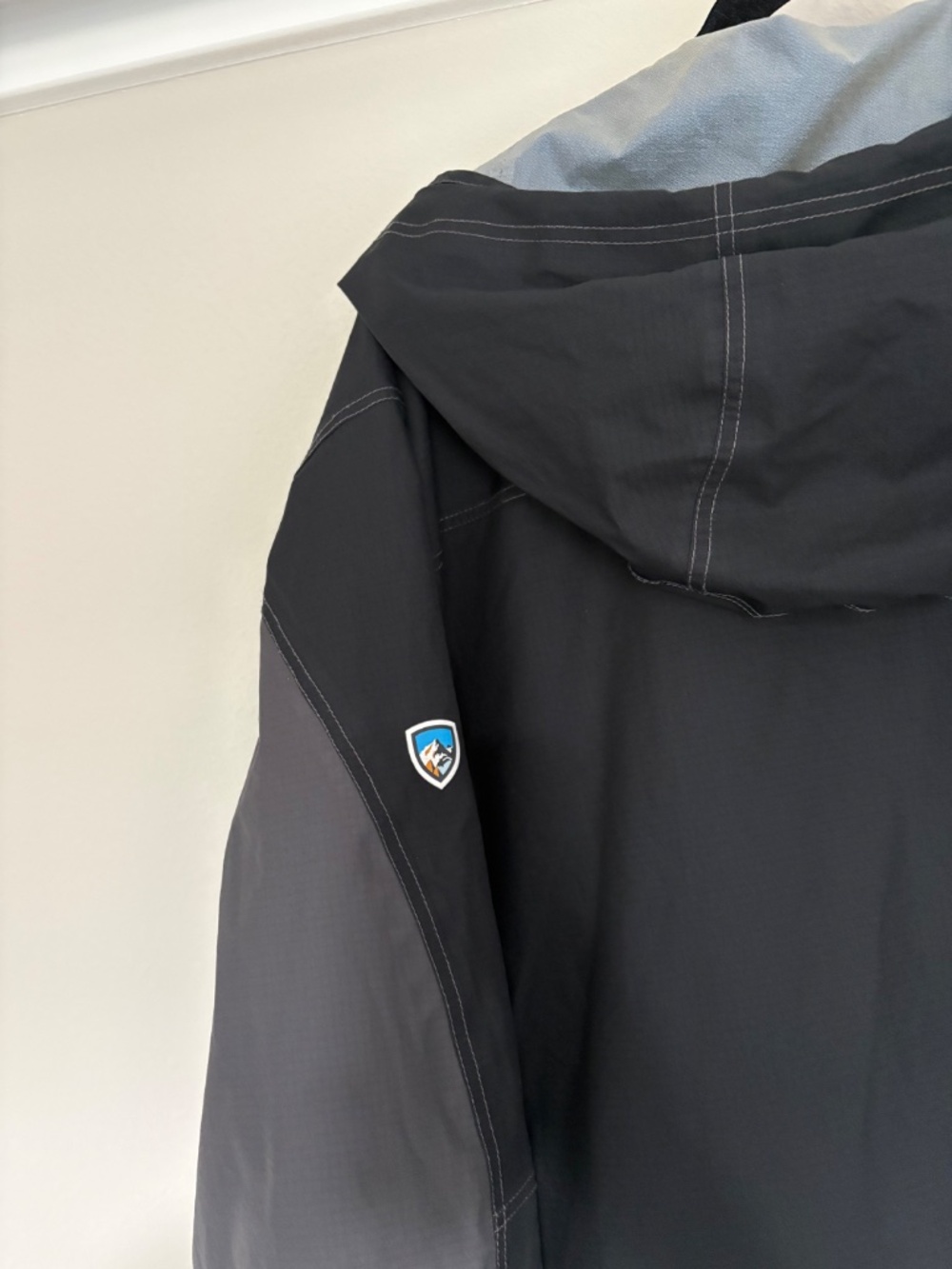 KUHL Men’s Jacket - Picture 12 of 15
